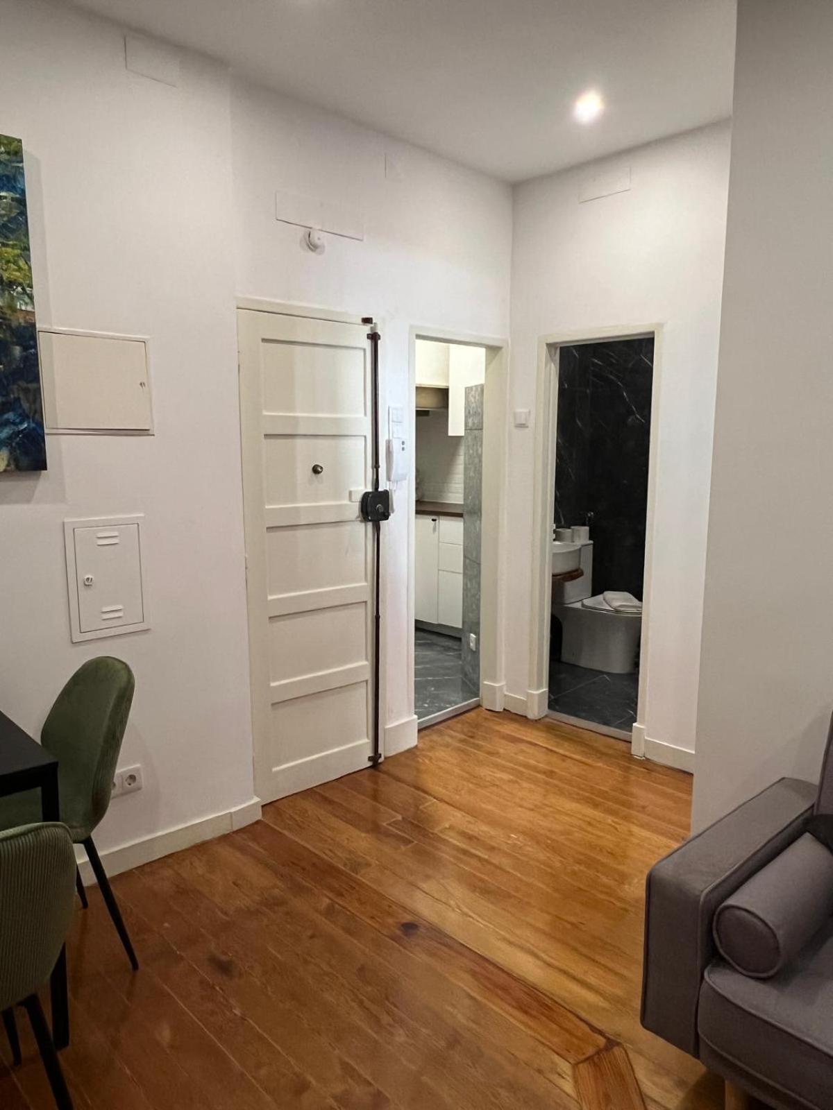 32 2 - Heart Of Lisbon Private Apartment, Bairro Alto 外观 照片